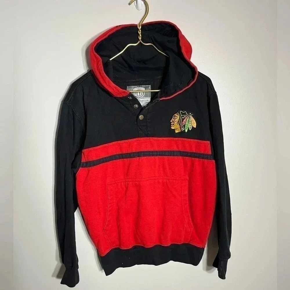 Old‎ Time Hockey Chicago Blackhawks Causeway Collection Hoodie Mens SM Black Red